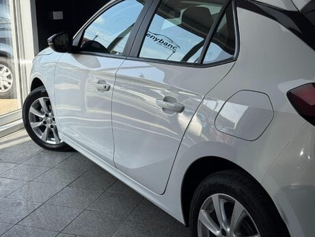Vauxhall Corsa 1.2 SE Edition Euro 6 5dr 3