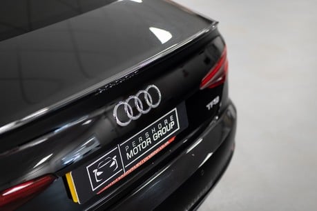 Audi A4 S Line Black Edition T 15