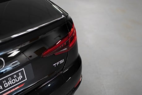 Audi A4 S Line Black Edition T 14