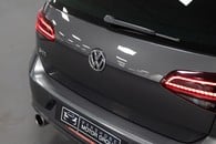 Volkswagen Golf Gti Tsi S-A Image 15