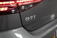 Volkswagen Golf Gti Tsi S-A Image 12
