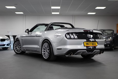 Ford Mustang Gt 6