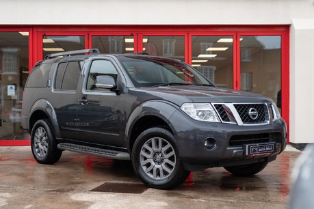 Nissan Pathfinder Tekna Dci