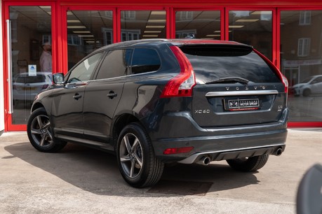 Volvo XC60 R-Design Lux Nav D5 11