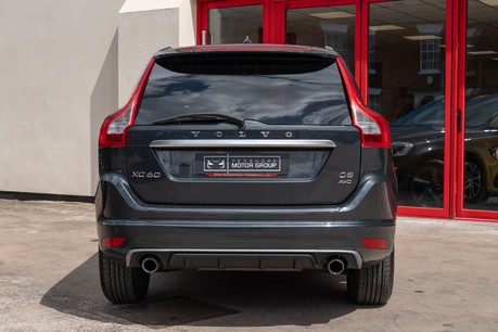 Volvo XC60 R-Design Lux Nav D5 12