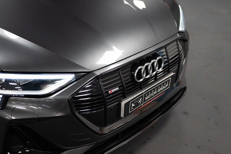 Audi E-Tron Launch Ed 55 Quat 18