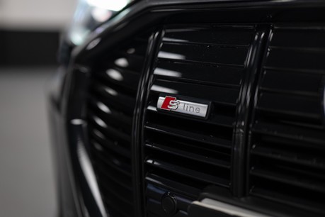 Audi E-Tron Launch Ed 55 Quat 23