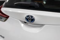 Toyota Auris B-Ed Tss Hybrd Vvt- Image 14