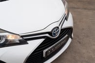 Toyota Yaris Icon Hybrid Vvt-I C Image 14