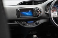 Toyota Yaris Icon Hybrid Vvt-I C Image 43