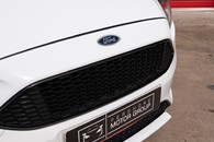 Ford Focus St-Line X Image 15