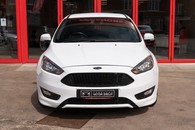 Ford Focus St-Line X Image 3