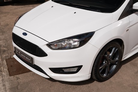 Ford Focus St-Line X 20