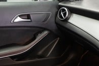 Mercedes-Benz GLA Amgline Prem Cdi 4 Image 37