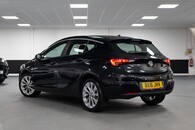 Vauxhall Astra Design Turbo Image 8