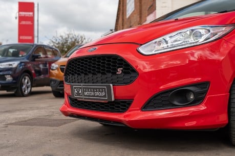 Ford Fiesta St-Line Red Editio 25