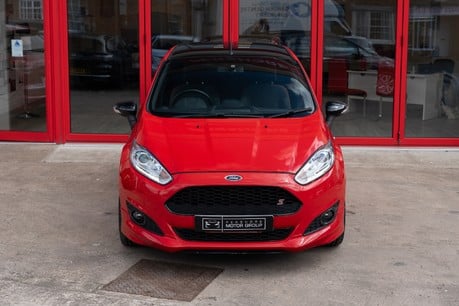 Ford Fiesta St-Line Red Editio 2
