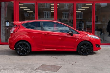 Ford Fiesta St-Line Red Editio 6