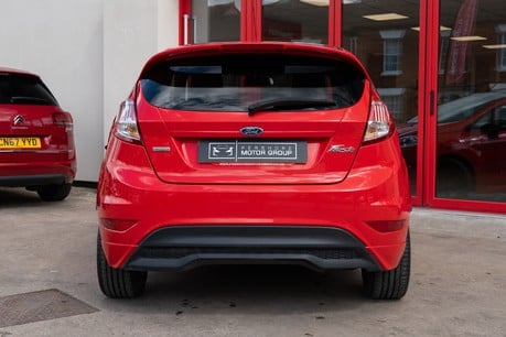 Ford Fiesta St-Line Red Editio 8