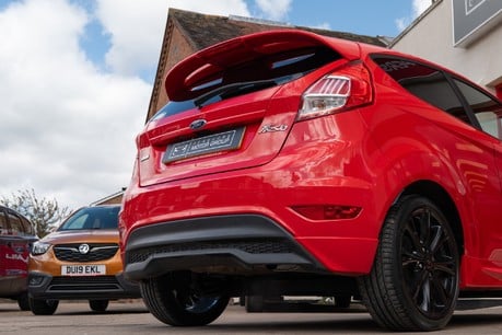 Ford Fiesta St-Line Red Editio 14