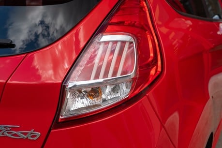 Ford Fiesta St-Line Red Editio 18
