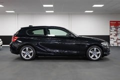 BMW 1 Series Sport 3