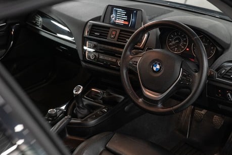 BMW 1 Series Sport 25