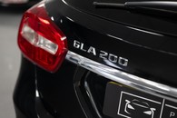 Mercedes-Benz GLA Sport Cdi Auto Image 9