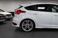 Ford Focus St-2 Tdci Image 9