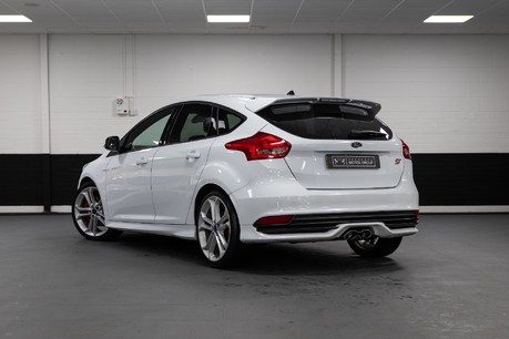 Ford Focus St-2 Tdci 14