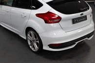 Ford Focus St-2 Tdci Image 16