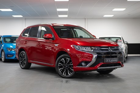 Mitsubishi Outlander 4H Phev Cvt