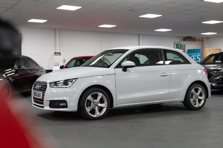 Audi A1 Sport Tfsi 8