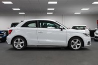 Audi A1 Sport Tfsi Image 12