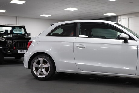 Audi A1 Sport Tfsi 9