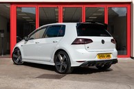 Volkswagen Golf R Image 14