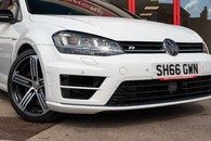 Volkswagen Golf R Image 18