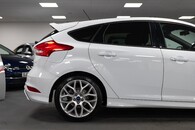 Ford Focus St-Line Image 11