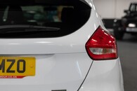 Ford Focus St-Line Image 18