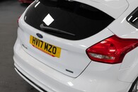 Ford Focus St-Line Image 14