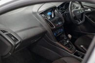 Ford Focus St-Line Image 33