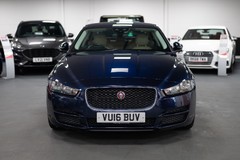 Jaguar XE Prestige I Auto 2