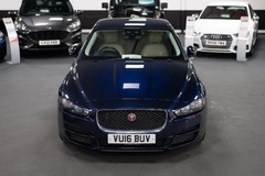 Jaguar XE Prestige I Auto 1