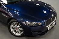 Jaguar XE Prestige I Auto Image 24