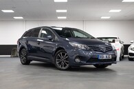 Toyota Avensis Icon Business Ed Image 1