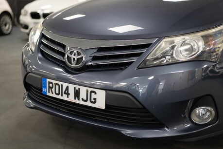 Toyota Avensis Icon Business Ed 20