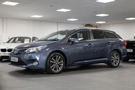 Toyota Avensis Icon Business Ed Image 9