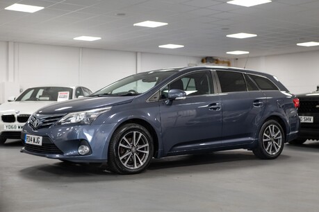 Toyota Avensis Icon Business Ed 9