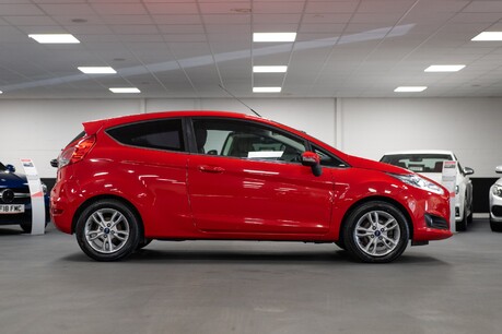 Ford Fiesta Zetec 11