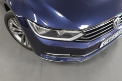 Volkswagen Passat GT TDI BLUEMOTION TECHNOLOGY 4